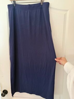 Offline by Aerie Hugger maxi skirts with slit. 2 combo Navy and Red stripes